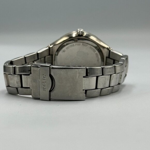 3/$30 Relic Watch Men Silver Tone Blue Day Date Multi Dial 39MM New Battery - Picture 9 of 15